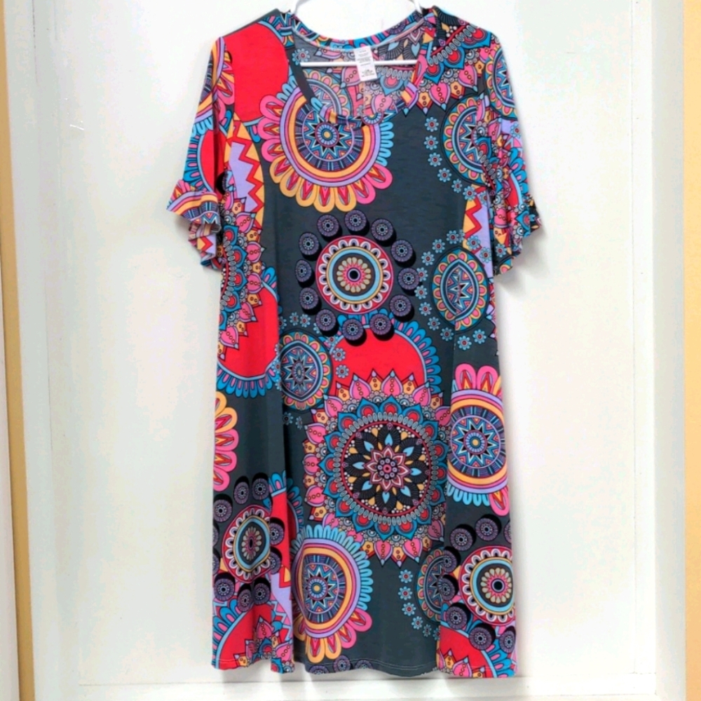 Stretch Gray Hot Pink 1x 2X plus short sleeve stretchy swing style tunic dress